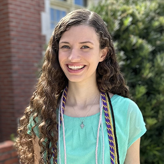 Profile image of Ashleigh